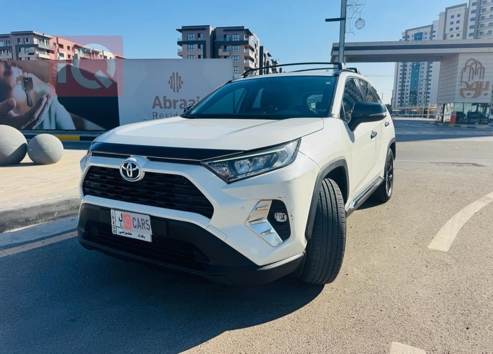 تويوتا راف 4